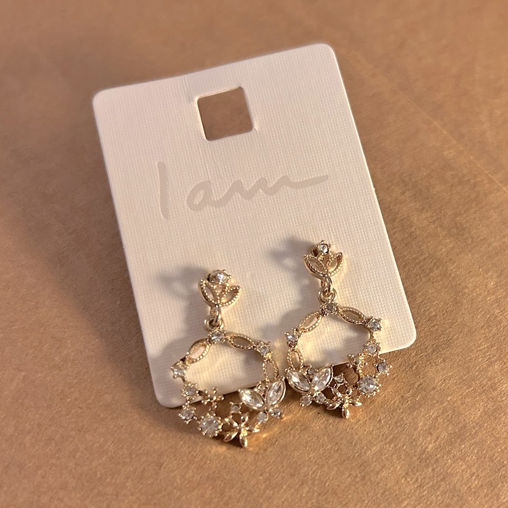 NWT Floral Crystal Gold Earrings
